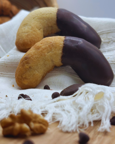 Walnut Crescents